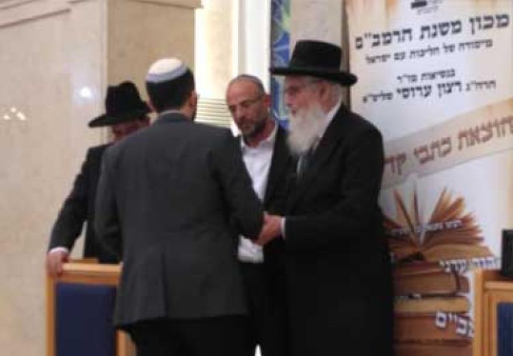 ברכות לתלמידי החכמים הזוכים על כתיבת המאמרים המרתקים העוסקים במנהגי תימן